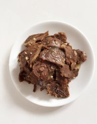 回味无穷的凉拌牛肉做法图解6)