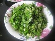 芹菜肉馅水饺做法图解2)