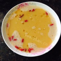 美味的瑶柱蒸水蛋做法图解8)
