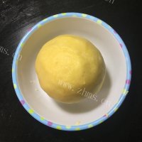 自制焦糖苹果派做法图解5)