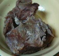 自制酱牛肉做法图解3)