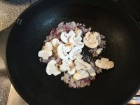 美味白酒蛤蜊意面做法图解5)