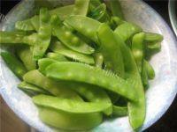 家常菜腊味荷兰豆做法图解1)