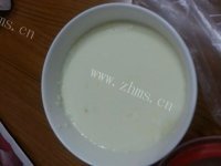 美味的姜汁奶做法图解6)