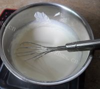 咸甜适中的轻乳酪蛋糕做法图解3)