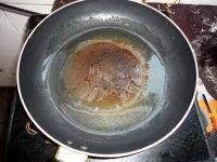 韭菜鸡蛋饼做法图解6)