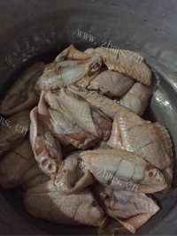 美味的可乐鸡翅做法图解1)