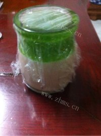 自制双色布丁做法图解5)