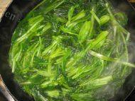 「DIY美食」凉拌菠菜做法图解3)
