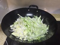 美味的炒粉干做法图解3)