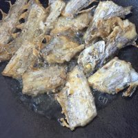 香喷喷的糖醋带鱼做法图解4)