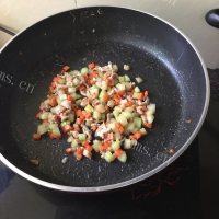 美味的杂菜炒饭做法图解14)