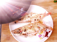 美味的蒜蓉XO酱蒸大虾做法图解13)