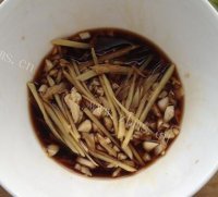 美味的剁椒鱼头做法图解5)