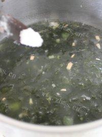 好吃的虾皮紫菜汤做法图解7)