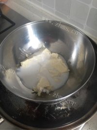 自制椰香芝士蛋糕做法图解2)