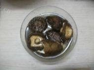 「绿色食物」香菇鸡汤做法图解3)