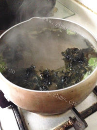 美味的紫菜鸡蛋汤做法图解7)
