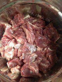 家常菜烧牛肉做法图解1)