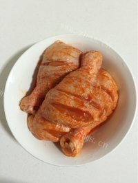 奥尔良烤鸡腿做法图解5)