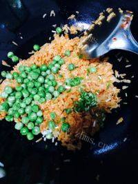美味青豆韩式辣酱炒饭做法图解5)