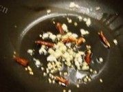 美味的香辣咖喱虾做法图解2)