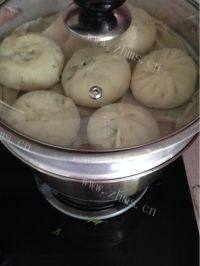 诱人的茴香包子做法图解16)