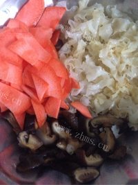 美味的牛肉香菇年糕做法图解1)