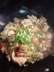 简易的小葱煎豆腐