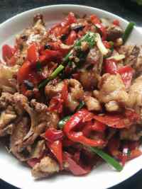 家常菜辣椒炒鸡