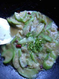 家常菜辣炒丝瓜