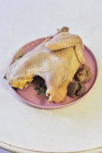 菌菇鲜鸡汤做法图解2)