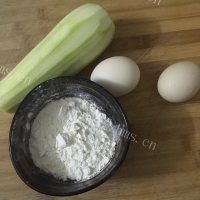 香煎西葫芦做法图解1)