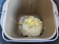 自制西瓜吐司做法图解2)