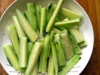 家常菜蒜蓉黄瓜条做法图解2)