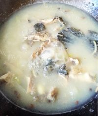 诱人番茄柠檬鱼做法图解3)
