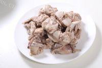 美味的麻辣兔肉做法图解2)