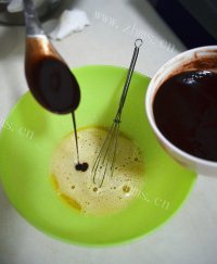 色香味俱全的布朗尼做法图解6)