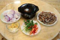 健康美食之砂锅焖虾的做法图解一