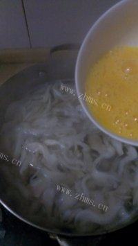简单的蘑菇鸡蛋汤做法图解7)