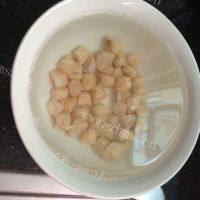 美味的冬瓜干贝汤做法图解1)