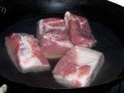美味的雪菜扣肉做法图解1)