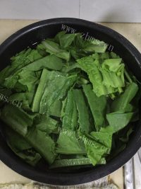 喷香的清炒油麦菜做法图解1)