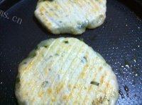 十分诱人的韭菜饼