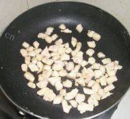 家常菜鸡丁炒饭做法图解9)