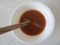 蜜汁鸡翅根做法图解5)