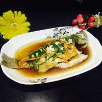 喷香的清蒸鲈鱼做法图解11)