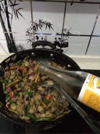 秘制麻辣羊肉丁做法图解10)