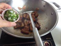 家常菜焖五花肉