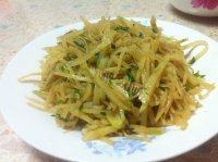 诱人的醋溜土豆丝